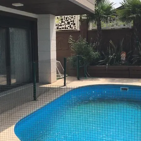 Villaistanbul Villa *